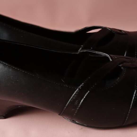 Comfort-Well New Black Dress Pumps by Beacon Size 8.5 Wide. - Picture 5 of 5
